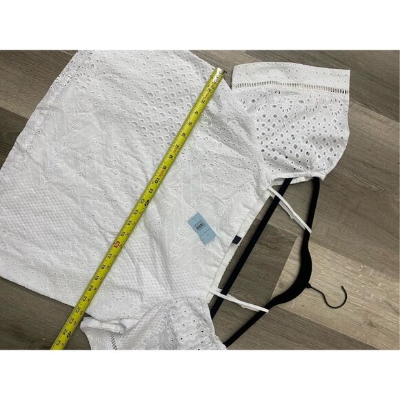 Ann Taylor NWT Eyelet Shoulder Top, White Blouse, Sz Large Petite, MSRP $85 - Picture 4 of 9